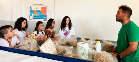 Los participantes de Pontenciencia cultivan la ciencia de las setas
